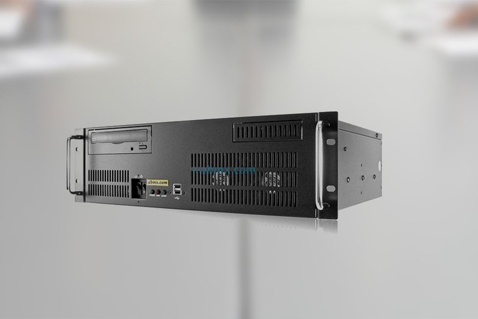 Rack-mounted network video recorder